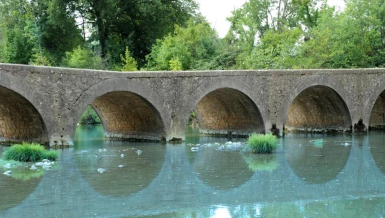 Le Pouticaire Apartment Salinelles Bagian luar foto