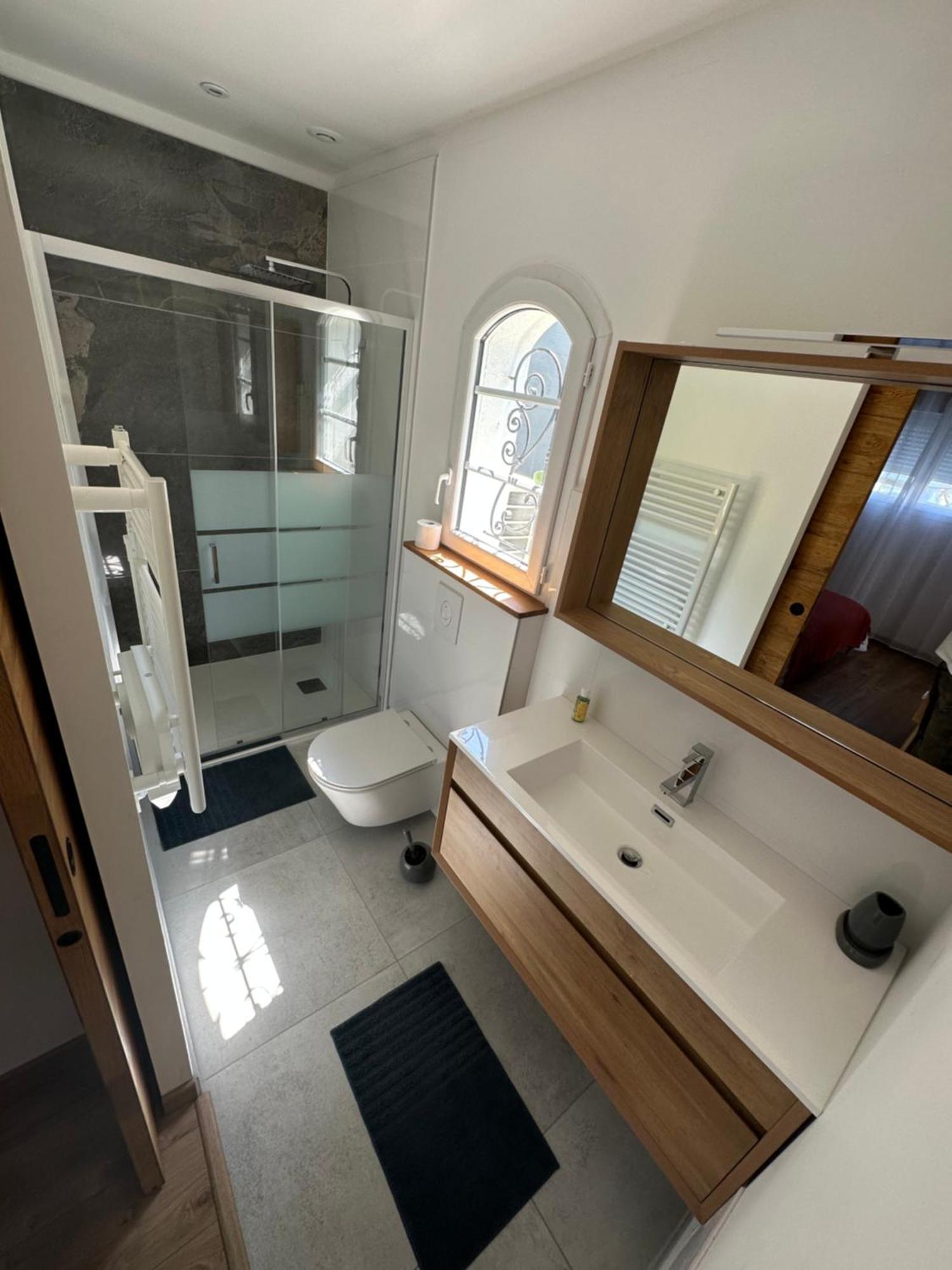 Le Pouticaire Apartment Salinelles Bagian luar foto